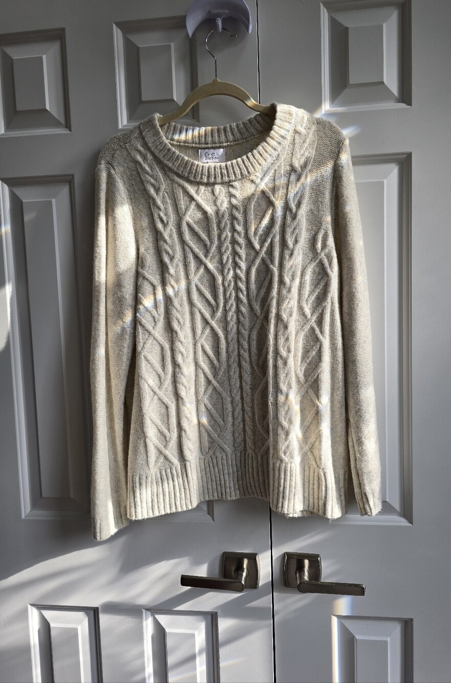 Croft & Barrow Oatmeal/Cream Cable Knit Women’s Sweater